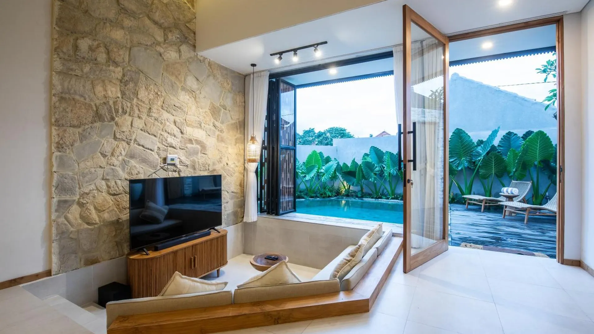 Cozy Villa With Pool In The Center Of Ubud Ubud (Bali)