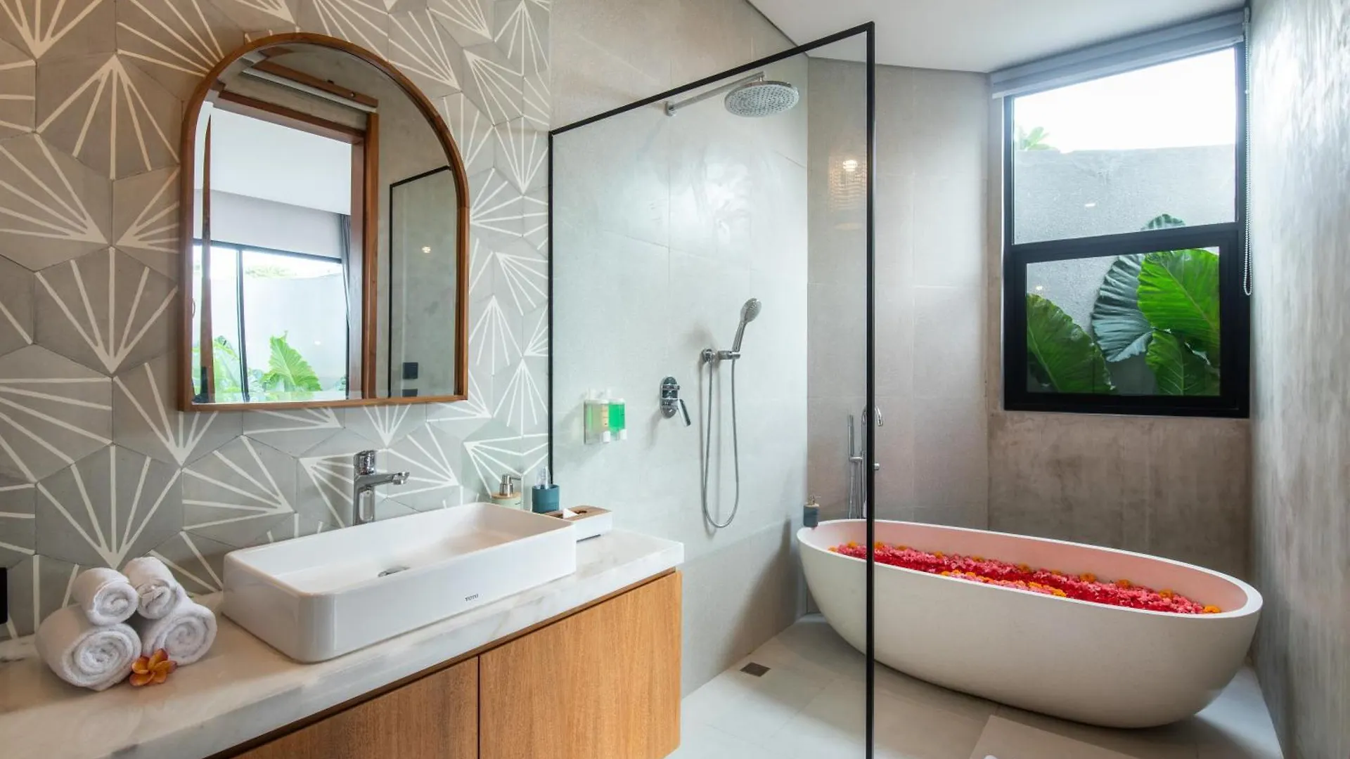 Cozy Villa With Pool In The Center Of Ubud  Ubud (Bali)